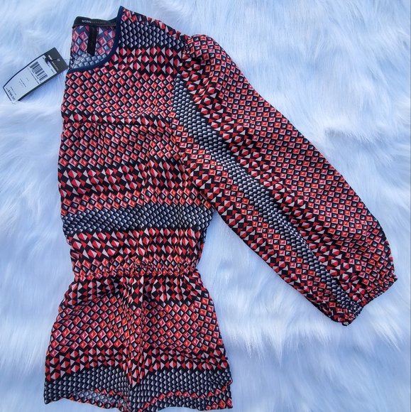 ⭐️2/$25⭐️Blouse Long Sleeve Elastic Waist Geometric Pattern - Picture 7 of 8